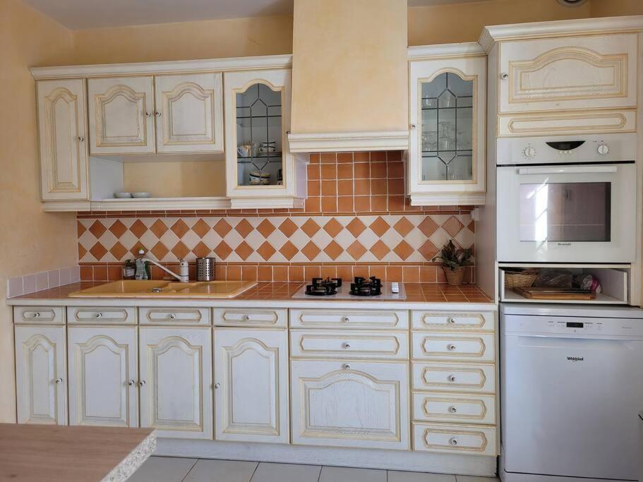 Maison Au Calme A 2 Pas Du Port Κανκάλ Εξωτερικό φωτογραφία